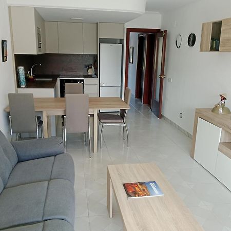 Cozzy Flat In A Quiet And Nice Area / Acogedor Apartamento En Zona Tranquila Y Agradable 坎布里尔斯 外观 照片