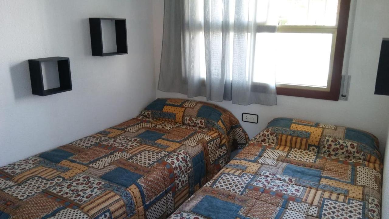 Cozzy Flat In A Quiet And Nice Area / Acogedor Apartamento En Zona Tranquila Y Agradable 坎布里尔斯 外观 照片