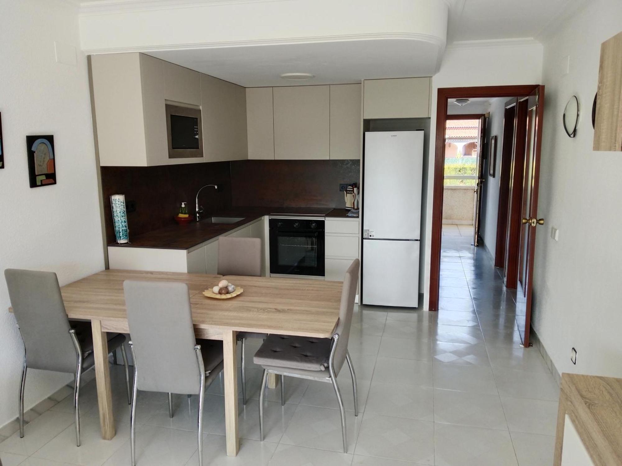 Cozzy Flat In A Quiet And Nice Area / Acogedor Apartamento En Zona Tranquila Y Agradable 坎布里尔斯 外观 照片